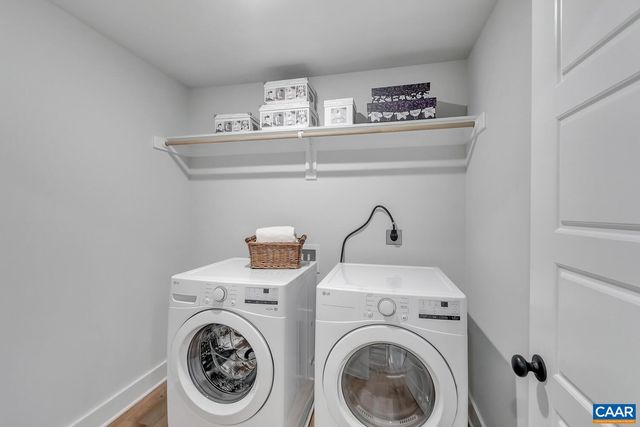 39 BORTHWICK ST, Crozet, VA 22932