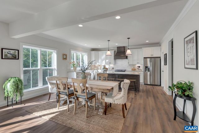 39 BORTHWICK ST, Crozet, VA 22932