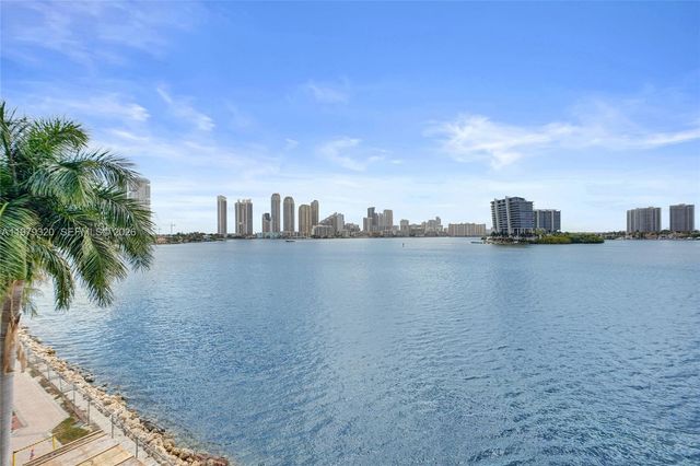 3530 Mystic Pointe Dr 415, Aventura, FL 33180