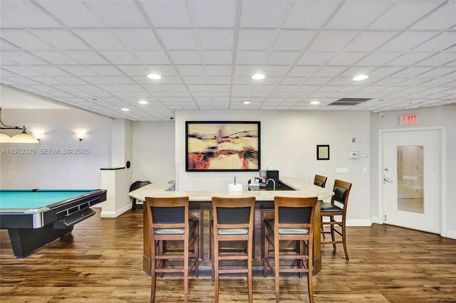 3530 Mystic Pointe Dr 415, Aventura, FL 33180