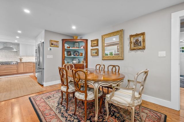 367 Plum, Barnstable, MA 02630