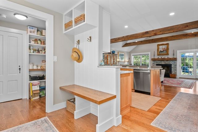 367 Plum, Barnstable, MA 02630