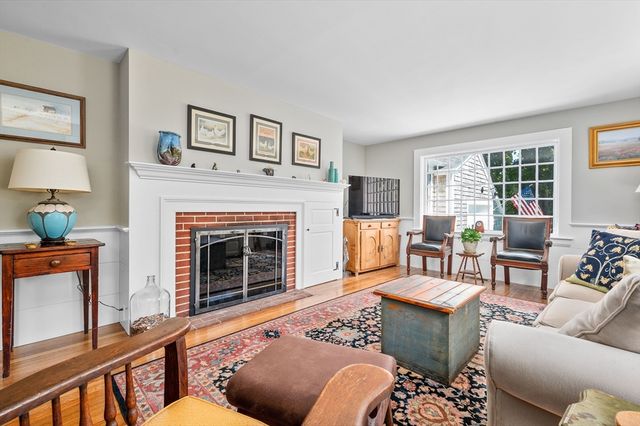 367 Plum, Barnstable, MA 02630