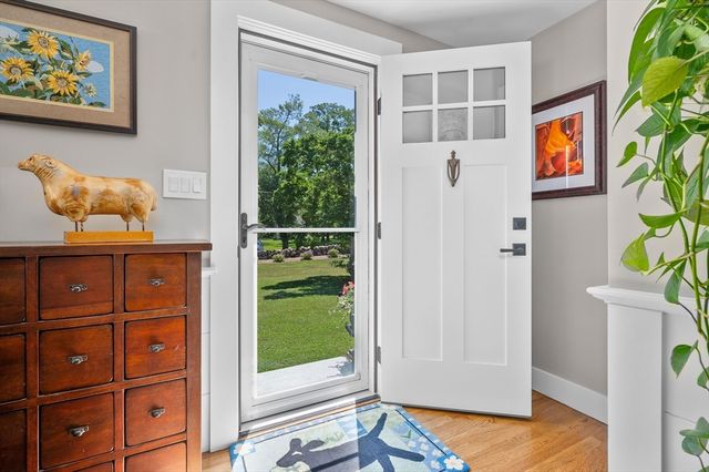 367 Plum, Barnstable, MA 02630