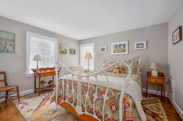 367 Plum, Barnstable, MA 02630