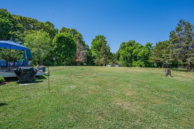 367 Plum, Barnstable, MA 02630
