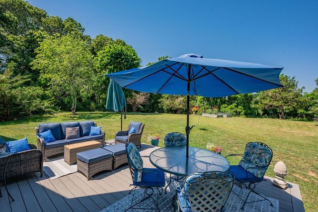 367 Plum, Barnstable, MA 02630