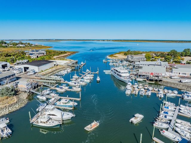 367 Plum, Barnstable, MA 02630