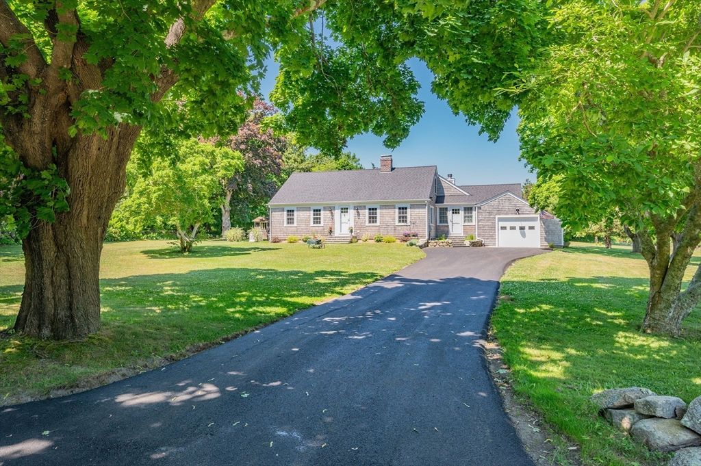 367 Plum, Barnstable, MA 02630