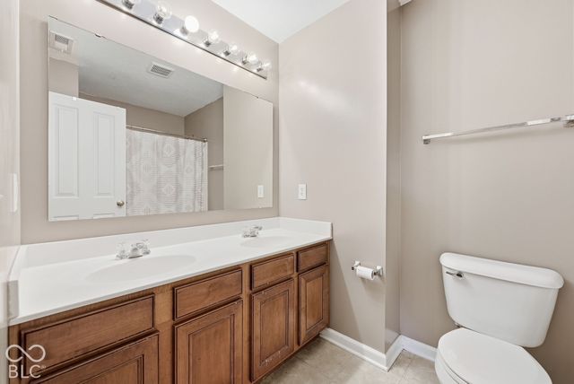 1456 Stormhaven, Greenwood, IN 46143