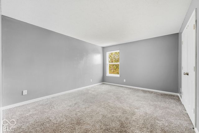 1456 Stormhaven, Greenwood, IN 46143