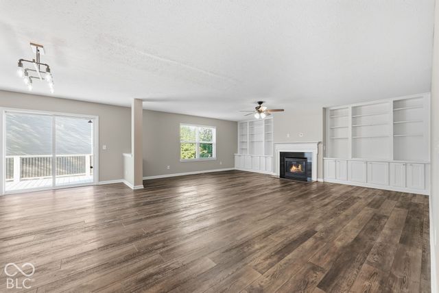 1456 Stormhaven, Greenwood, IN 46143