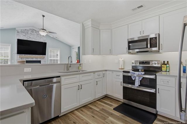 106 Holly Lane, Raeford, NC 28376