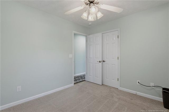 106 Holly Lane, Raeford, NC 28376