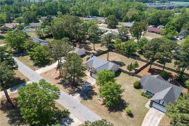 106 Holly Lane, Raeford, NC 28376