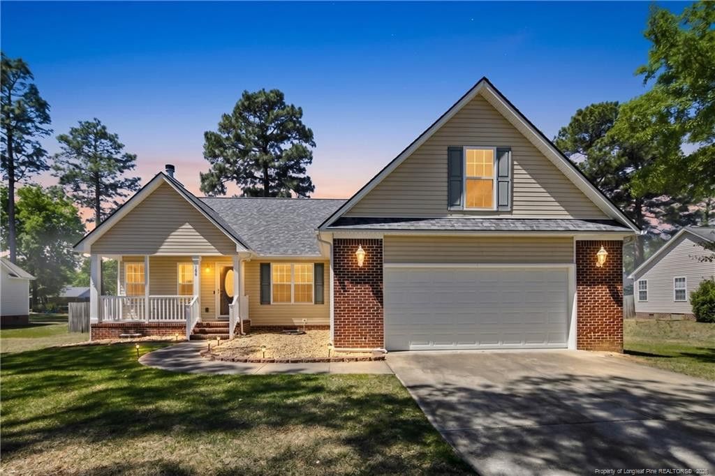 106 Holly Lane, Raeford, NC 28376