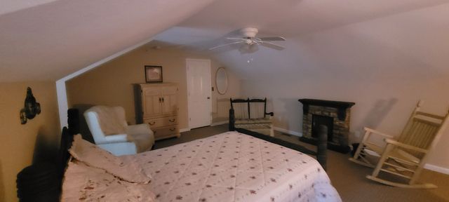 104 Oak Crest Dr, Tennessee Ridge, TN 37178