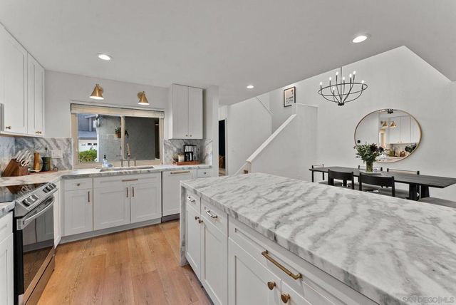 10280 CAMINITO RIO BRANCO, San Diego, CA 92131