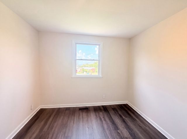 1447 Snell Blvd, Nashville, TN 37218