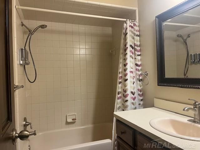 70135 Whitetail Lane, Romeo, MI 48065