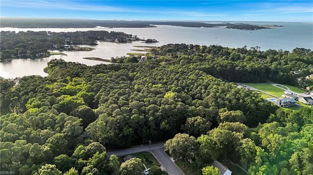 87 Pasture RD, Poquoson, VA 23662