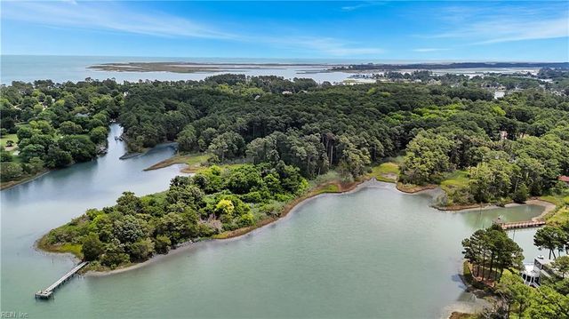 87 Pasture RD, Poquoson, VA 23662
