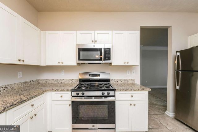 827 Shadow Lake Drive, Lithonia, GA 30058