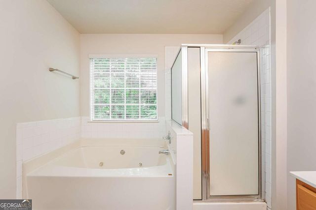 827 Shadow Lake Drive, Lithonia, GA 30058