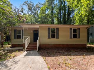 810 Hill Top Circle, Sanford, NC 27332