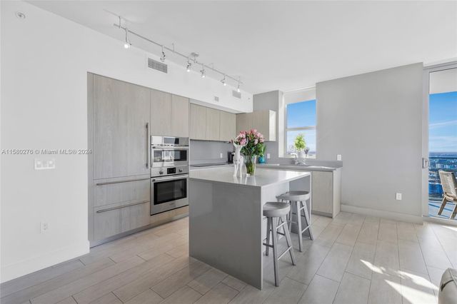 4010 S Ocean Dr R3002, Hollywood, FL 33019