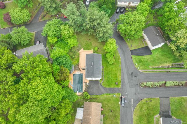 1 S Delaware Drive, Nyack, NY 10960