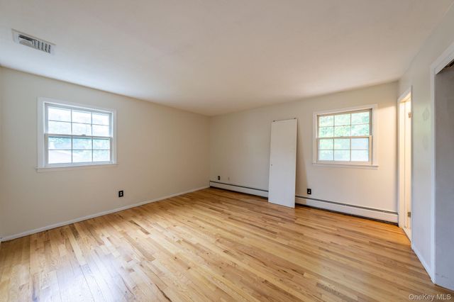 1 S Delaware Drive, Nyack, NY 10960