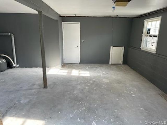 1 S Delaware Drive, Nyack, NY 10960