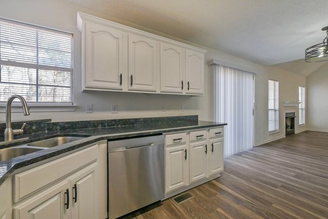 5394 Satelite Court, Ooltewah, TN 37363