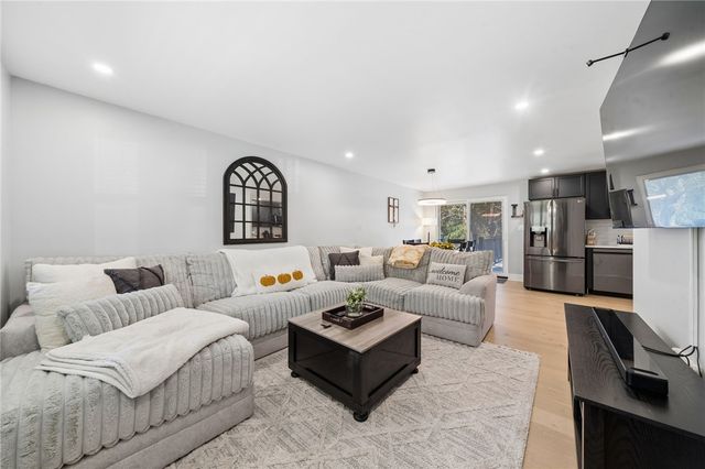 4710 Saltsburg Road, Murrysville, PA 15668