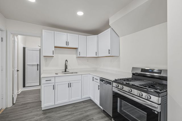 2622 N Central Park Avenue, Chicago, IL 60647