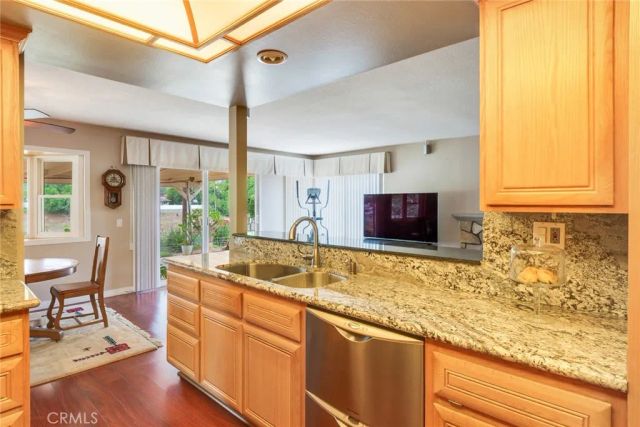 1900 Brae Burn Drive, Corona, CA 92882
