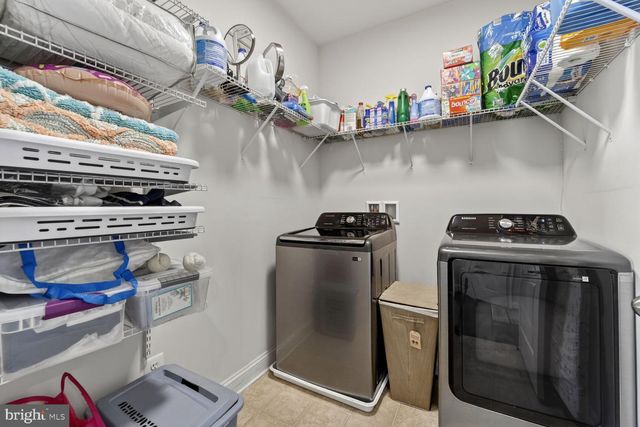 712 SENTRY SQ, Oxon Hill, MD 20745