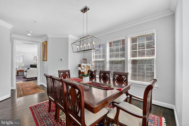 712 SENTRY SQ, Oxon Hill, MD 20745