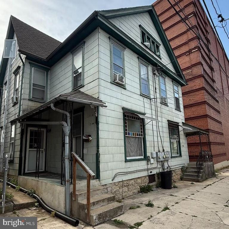179-181 KENNEDY STREET, Chambersburg, PA 17201