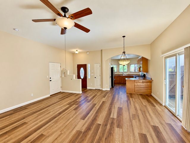 1554 moki Lane, Santa Fe, NM 87507