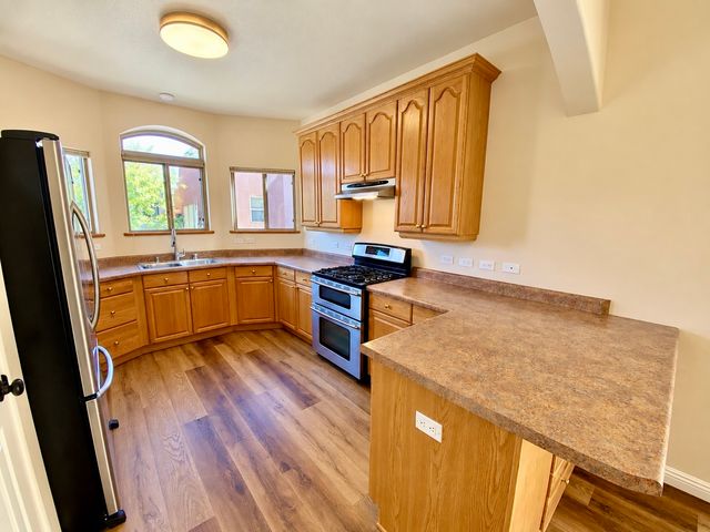 1554 moki Lane, Santa Fe, NM 87507