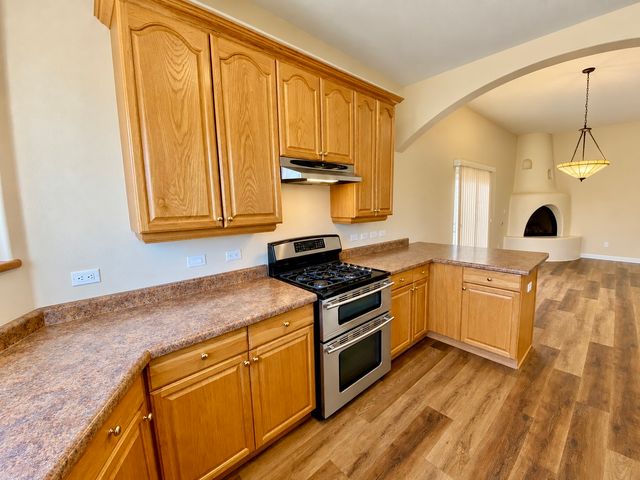 1554 moki Lane, Santa Fe, NM 87507