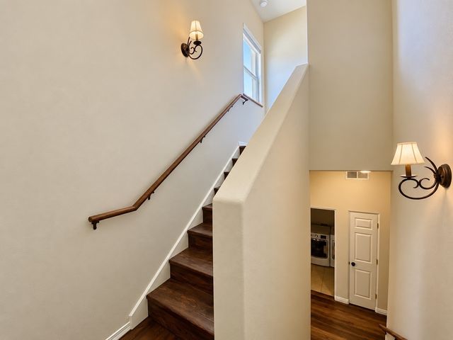 1554 moki Lane, Santa Fe, NM 87507