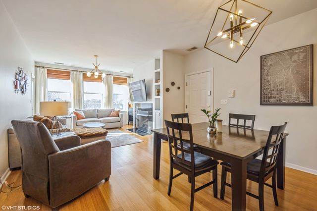 1245 N Orleans Street 904, Chicago, IL 60610