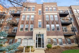 1245 N Orleans Street 904, Chicago, IL 60610