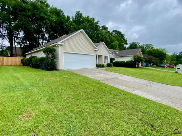 525 Sugarloaf Drive, Macon, GA 31204