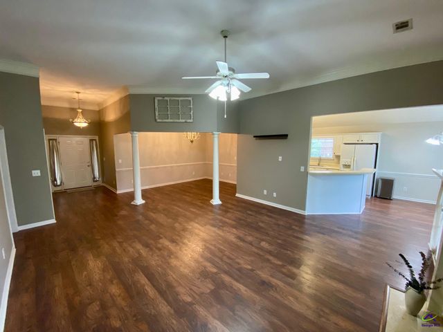 525 Sugarloaf Drive, Macon, GA 31204