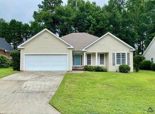 525 Sugarloaf Drive, Macon, GA 31204
