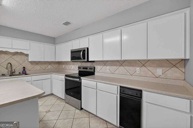 106 Timber Ridge Drive, Brunswick, GA 31525